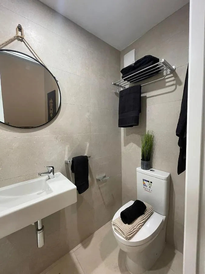 Villa Sliema'S Cozy Retreat - Industrial Styled Townhouse 0*, Sliema Malte