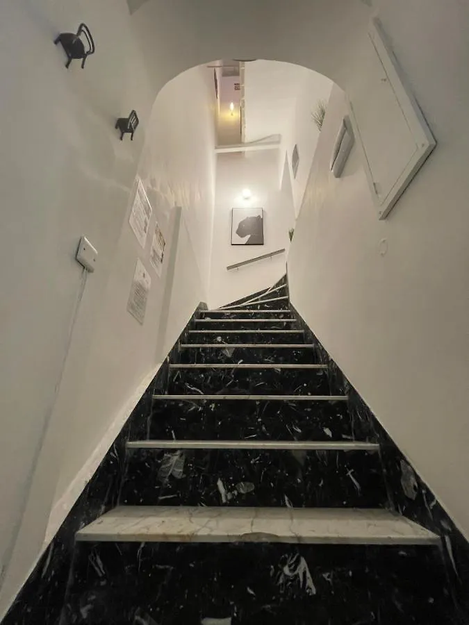 Hébergement de vacances Villa Sliema'S Cozy Retreat - Industrial Styled Townhouse Malte