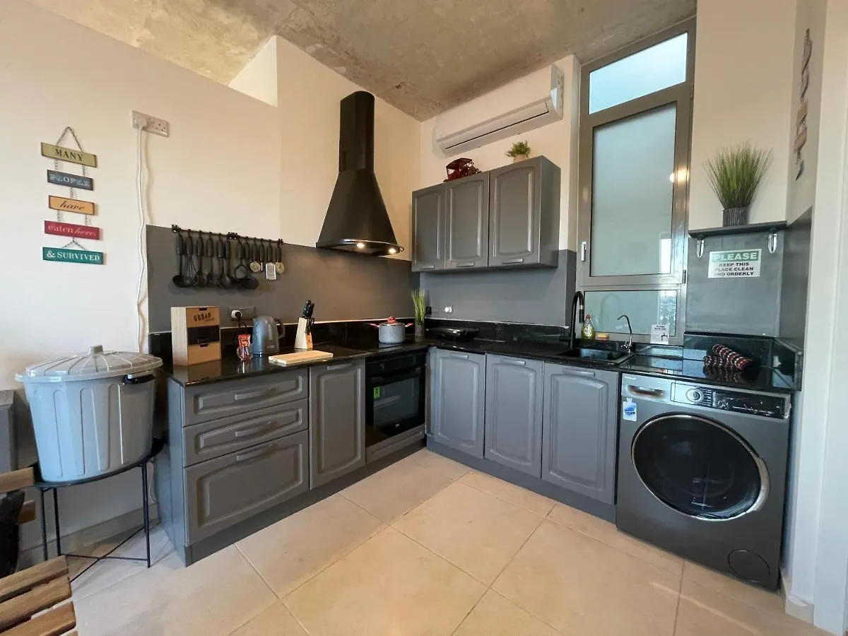 Sliema'S Cozy Retreat - Industrial Styled Townhouse别墅